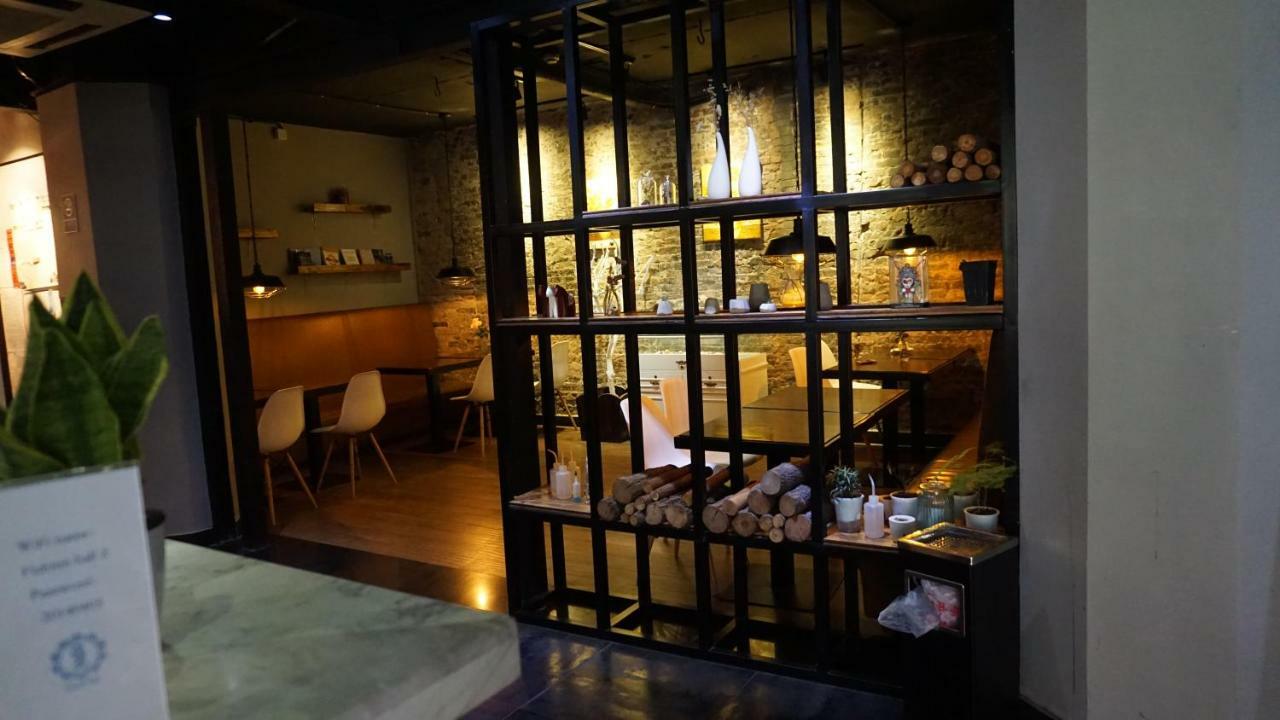 Shanghai Fish Inn East Nanjing Road מראה חיצוני תמונה